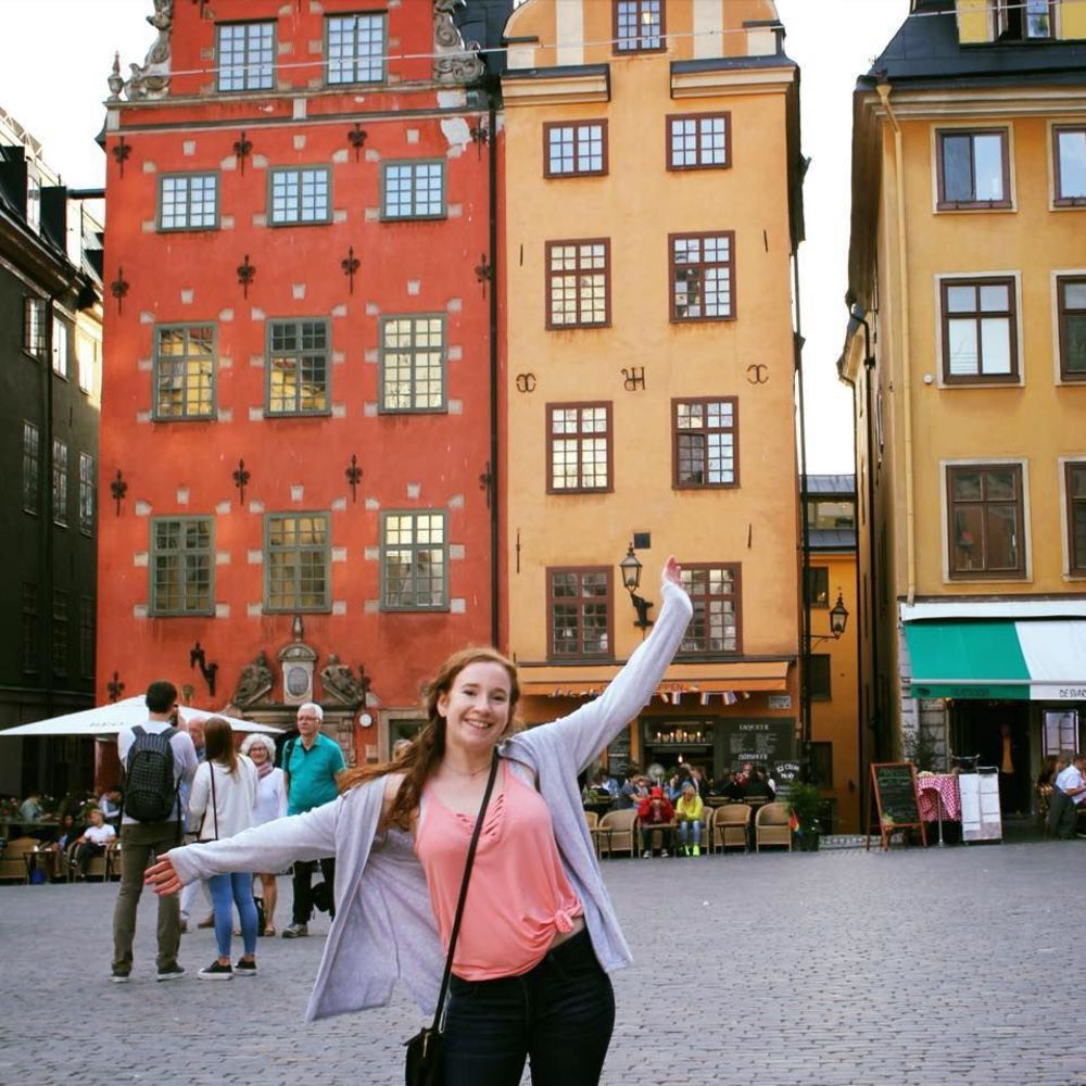 Meet your Posher, Carina